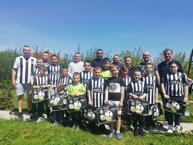 Партизан обрадовао најмлађе симпатизере на Косову и Метохији